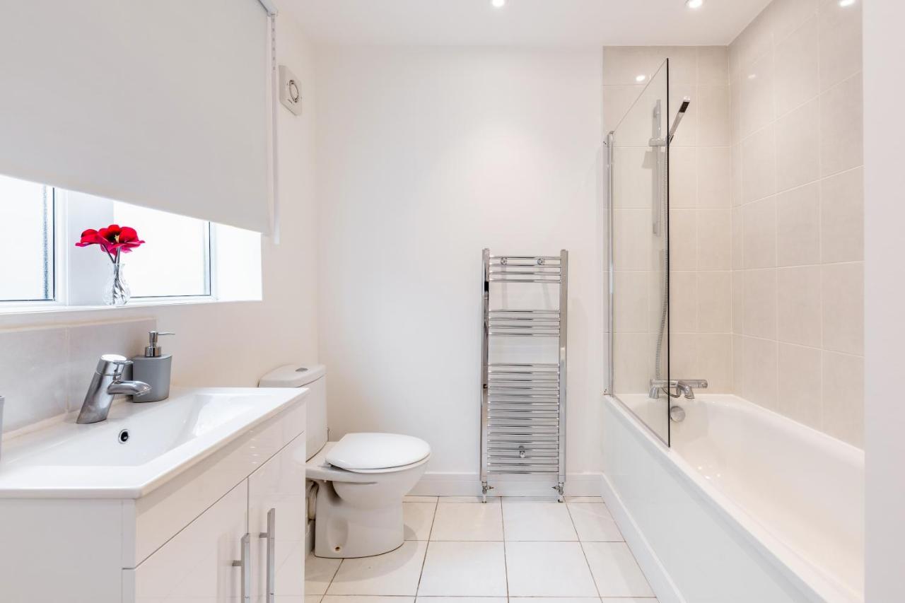 Dartford, Kent - Modern 2Bd 2Bath En-Suite Bungalow M25 Bluewater Eksteriør bilde